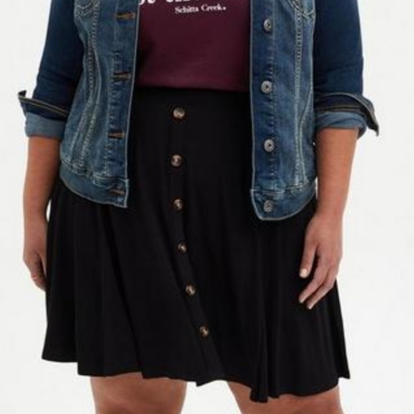 torrid Dresses & Skirts - NWT Torrid Black Jersey Button Front Mini Skater Skirt
